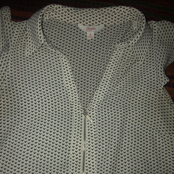 Top - Picture 3 of 5